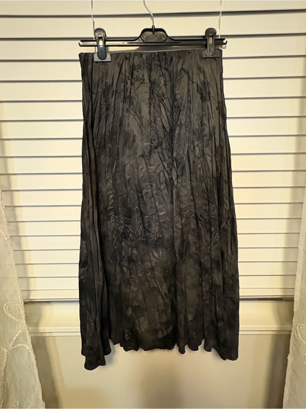 Desigual Black Pleated Textured Midi Skirt, Size Small (EUC) - Picture 5 of 9